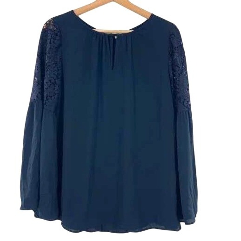 Chelsea28 Bell Sleeve Blouse Navy Blue‎ Lace Detail Top Size Small Feminine Boho